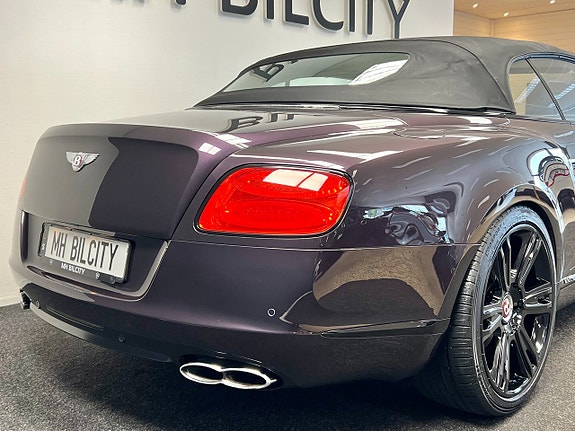 Bentley Continental GTC 14 of 27