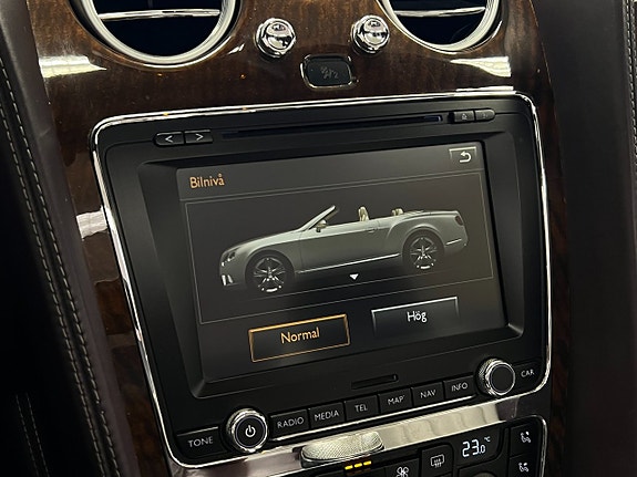 Bentley Continental GTC 26 of 27