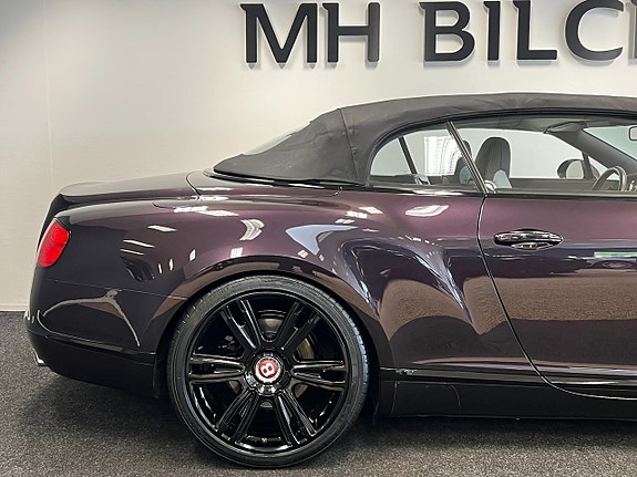 Bentley Continental GTC 15 of 27