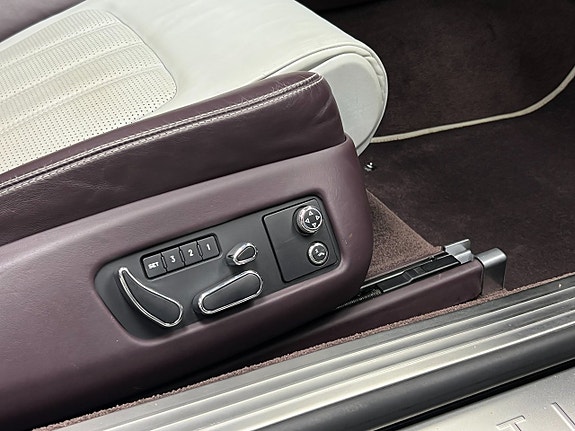 Bentley Continental GTC 22 of 27
