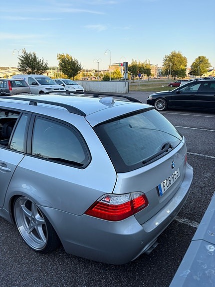 BMW 525d 4 of 10
