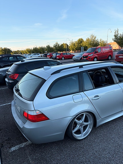 BMW 525d 3 of 10