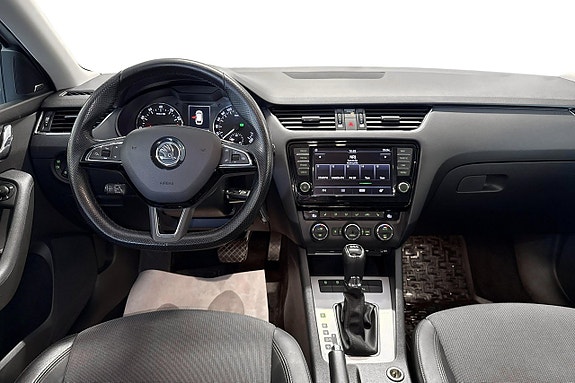 Skoda Octavia 13 of 27