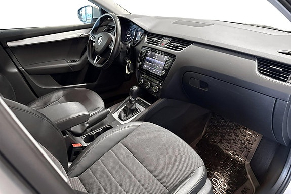 Skoda Octavia 16 of 27