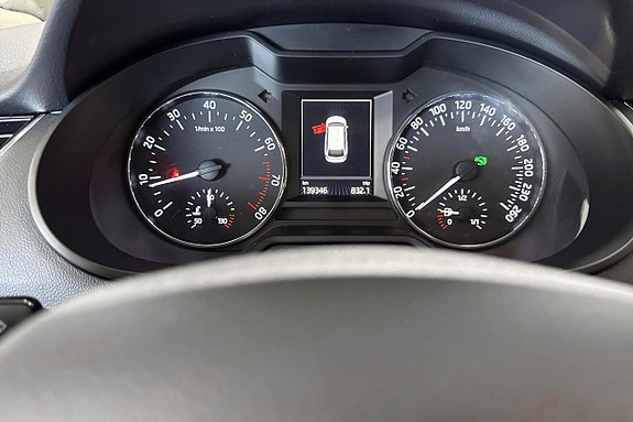 Skoda Octavia 23 of 27