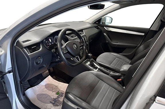 Skoda Octavia 11 of 27