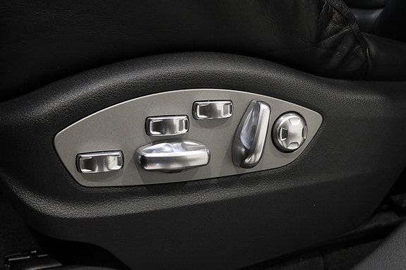 Porsche Cayenne S 29 of 30