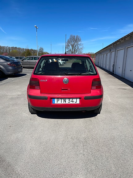 Volkswagen Golf IV 3 of 7