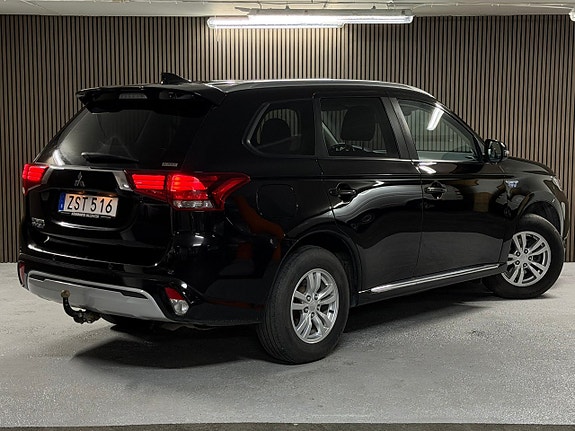 Mitsubishi Outlander 7 of 17