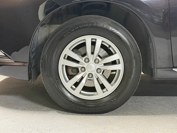 Mitsubishi Outlander 17 of 17