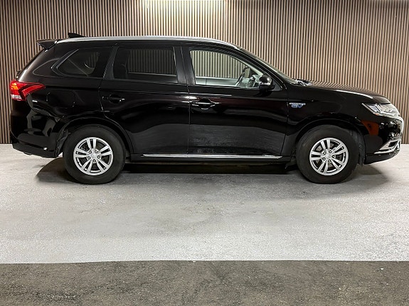 Mitsubishi Outlander 4 of 17