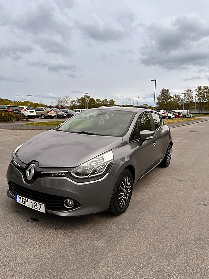 Renault Clio 2 of 5