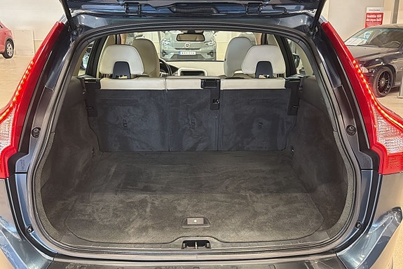 Volvo XC60 22 of 22