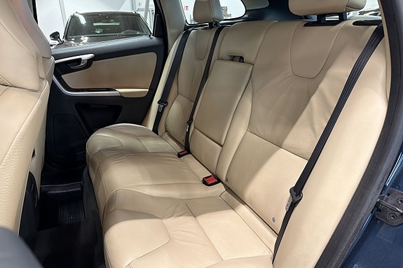 Volvo XC60 20 of 22