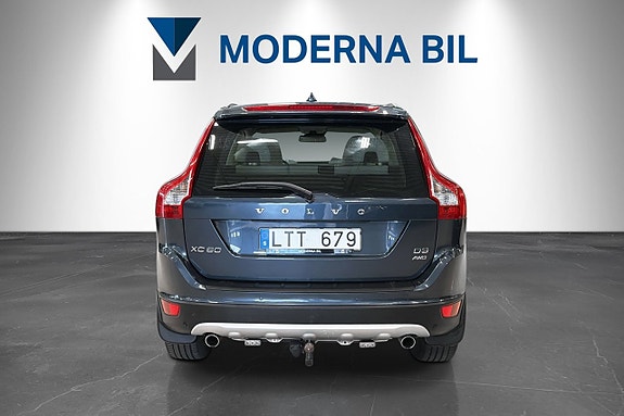 Volvo XC60 5 of 22