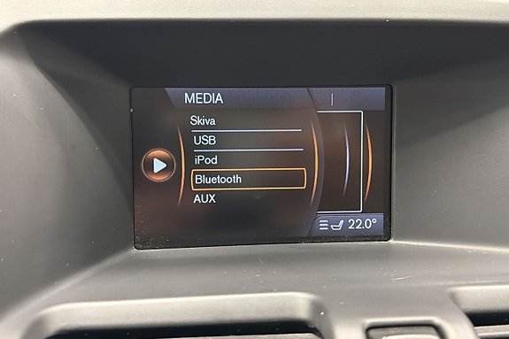 Volvo XC60 12 of 22