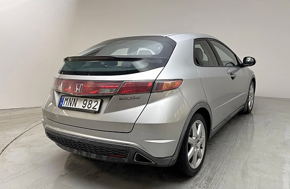 Honda Civic 3 of 5