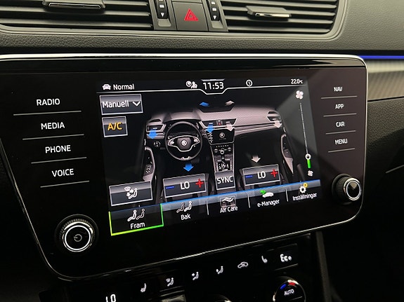 Skoda Superb 25 of 30