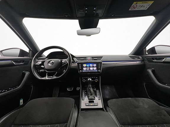 Skoda Superb 13 of 30