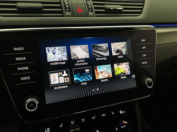 Skoda Superb 24 of 30