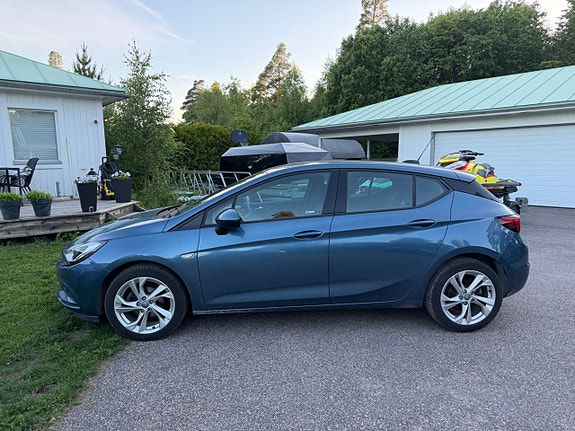 Opel Astra 4 of 5