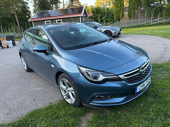 Opel Astra 8 of 16