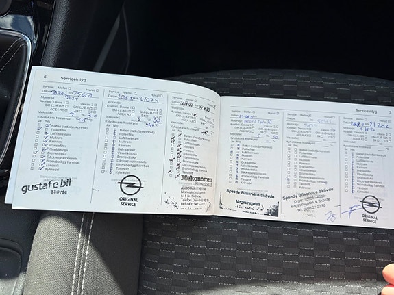Opel Astra 12 of 16