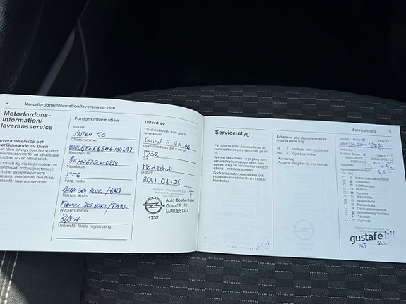Opel Astra 10 of 16