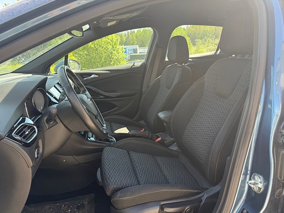 Opel Astra 14 of 16