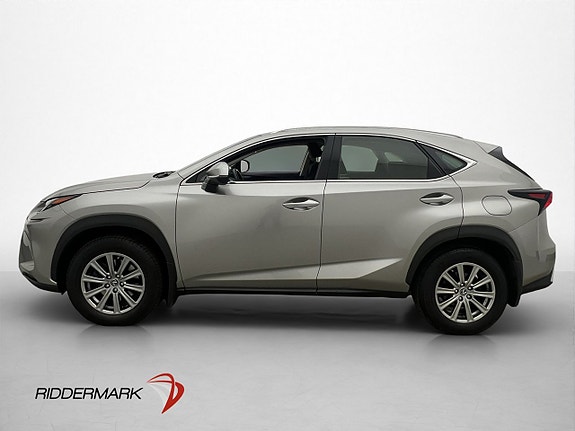 Lexus NX300h 4 of 5