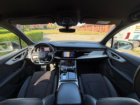 Audi Q7 6 of 18