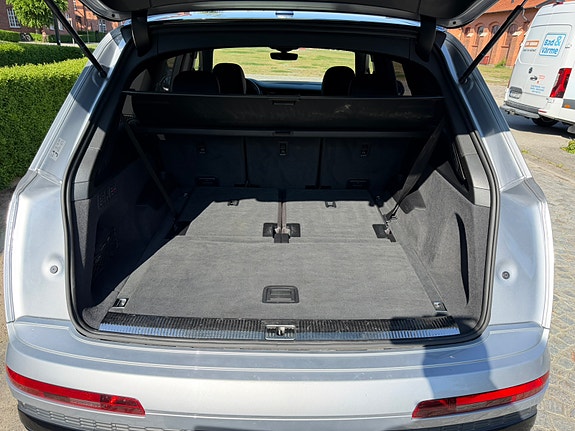 Audi Q7 15 of 18