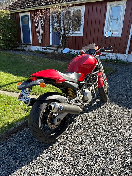Ducati Monster 1000S 2 of 5