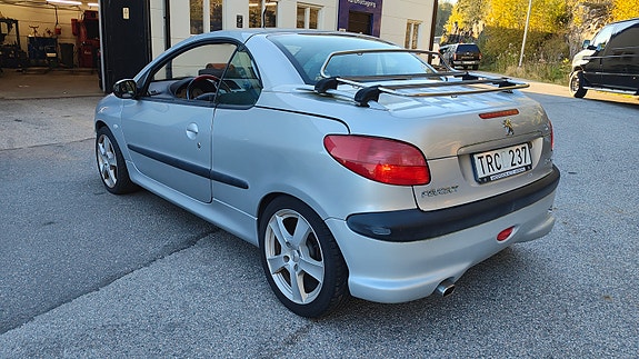 Peugeot 206 CC 3 of 4