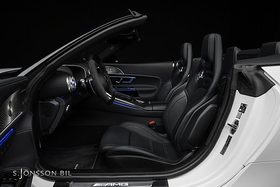 Mercedes-Benz SL63 25 of 26