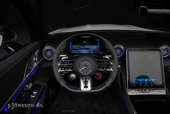 Mercedes-Benz SL63 22 of 26
