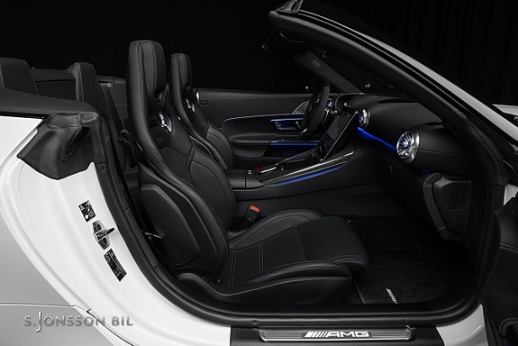 Mercedes-Benz SL63 21 of 26