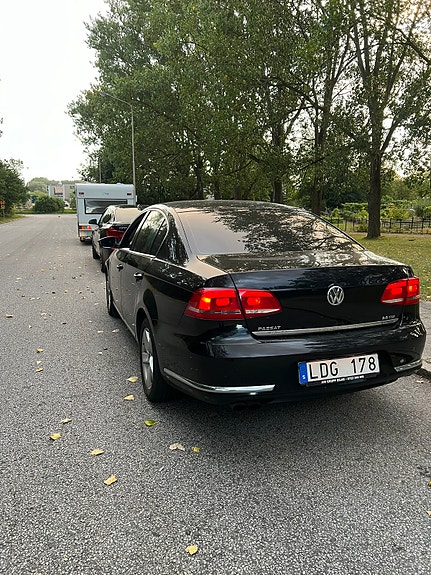 Volkswagen Passat 5 of 6