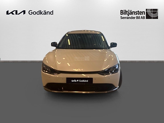 Kia EV6 2 of 5