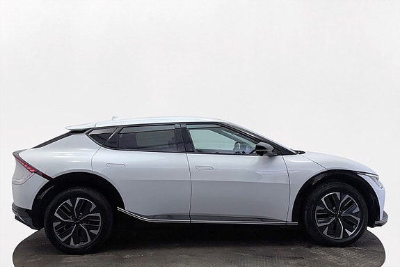 Kia EV6 5 of 5