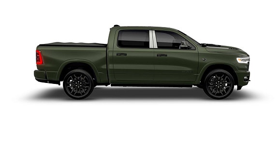 Dodge RAM 1500 2 of 5