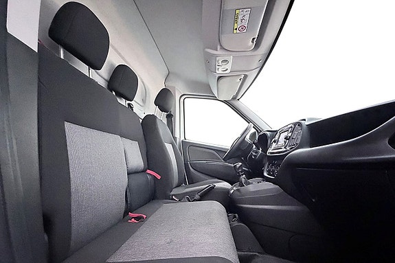 Fiat Doblo 17 of 23