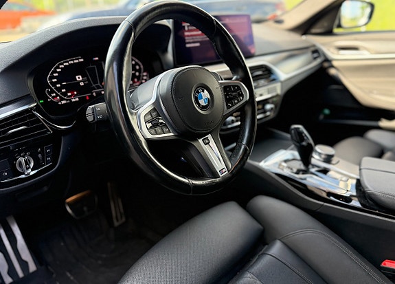 BMW 520d 9 of 14