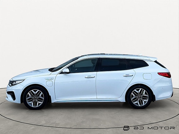 Kia Optima 2 of 5