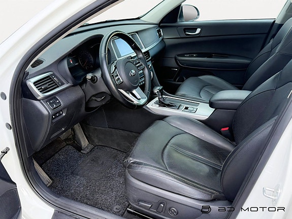 Kia Optima 12 of 22