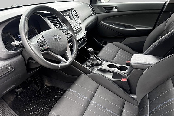 Hyundai Tucson 3 of 5