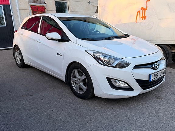 Hyundai i30 5 of 10