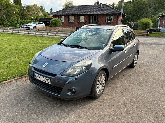 Renault Clio 2 of 5