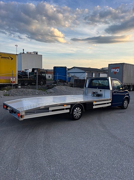 Volkswagen Transporter 3 of 5