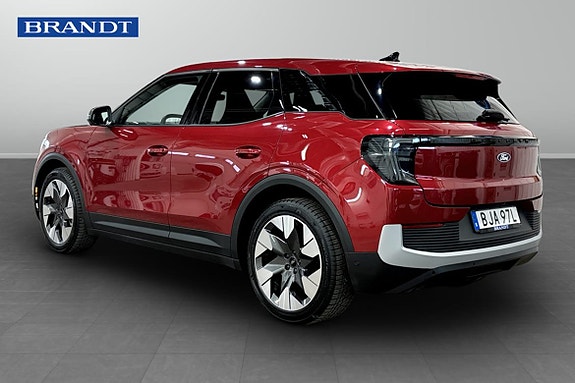 Ford Explorer 2 of 5